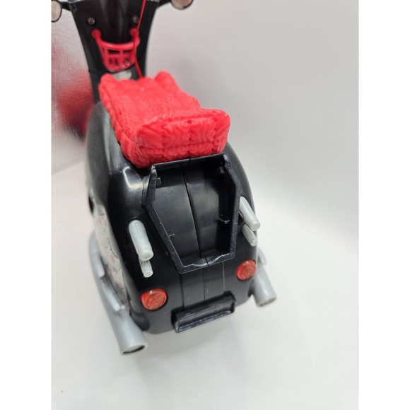 Monster High Ghoulia Yelps' SCOOTER 2011 READ - Picture 12 of 12